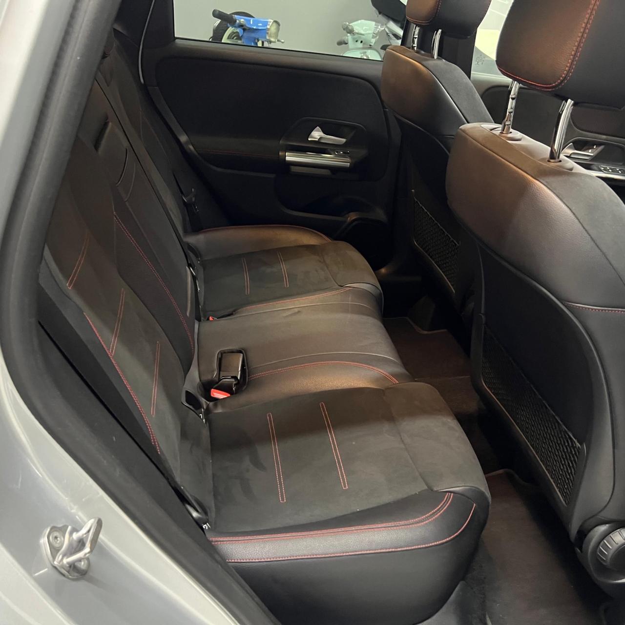 Mercedes-benz B 180 d Automatic AMG Premium Night Tetto
