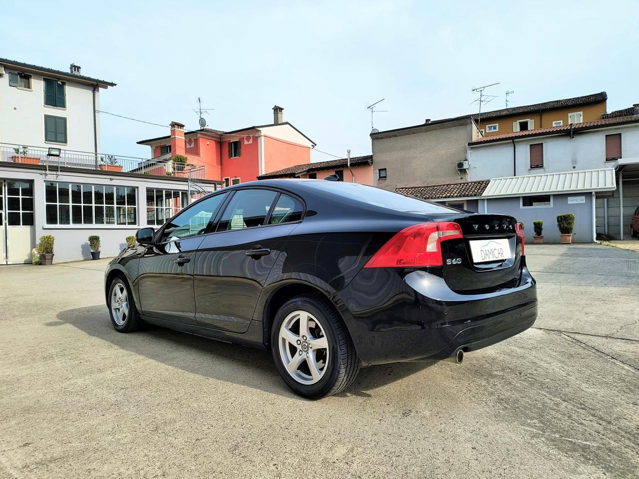 Volvo S60 D3 Automatico 136cv *Ok Neopatentati*