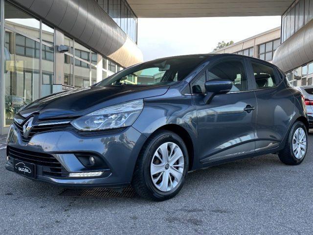 RENAULT Clio 1.2 75 CV 5P. Duel