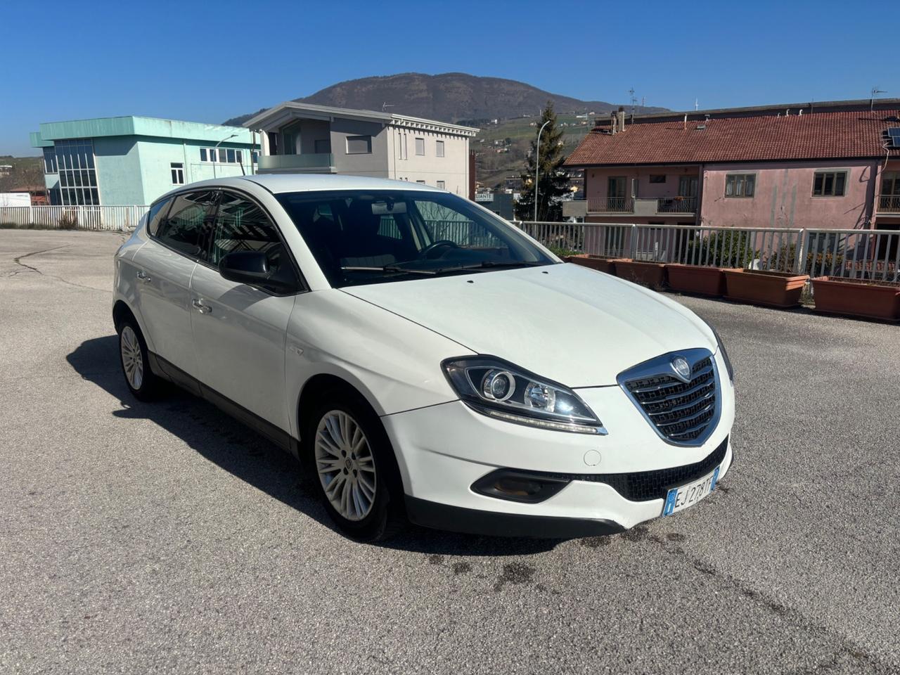 Lancia Delta 1.6 MJT DPF Business