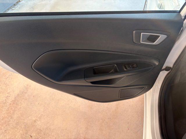 FORD Fiesta 1.4 5 porte Bz.- GPL Titanium OK NEOPAETNTATI