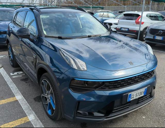 LYNK & CO 01 PHEV