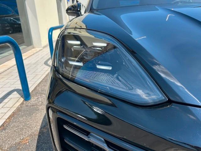 Porsche Cayenne Coupé 3.0 V6 E-Hybrid SUBENTRO LEASING