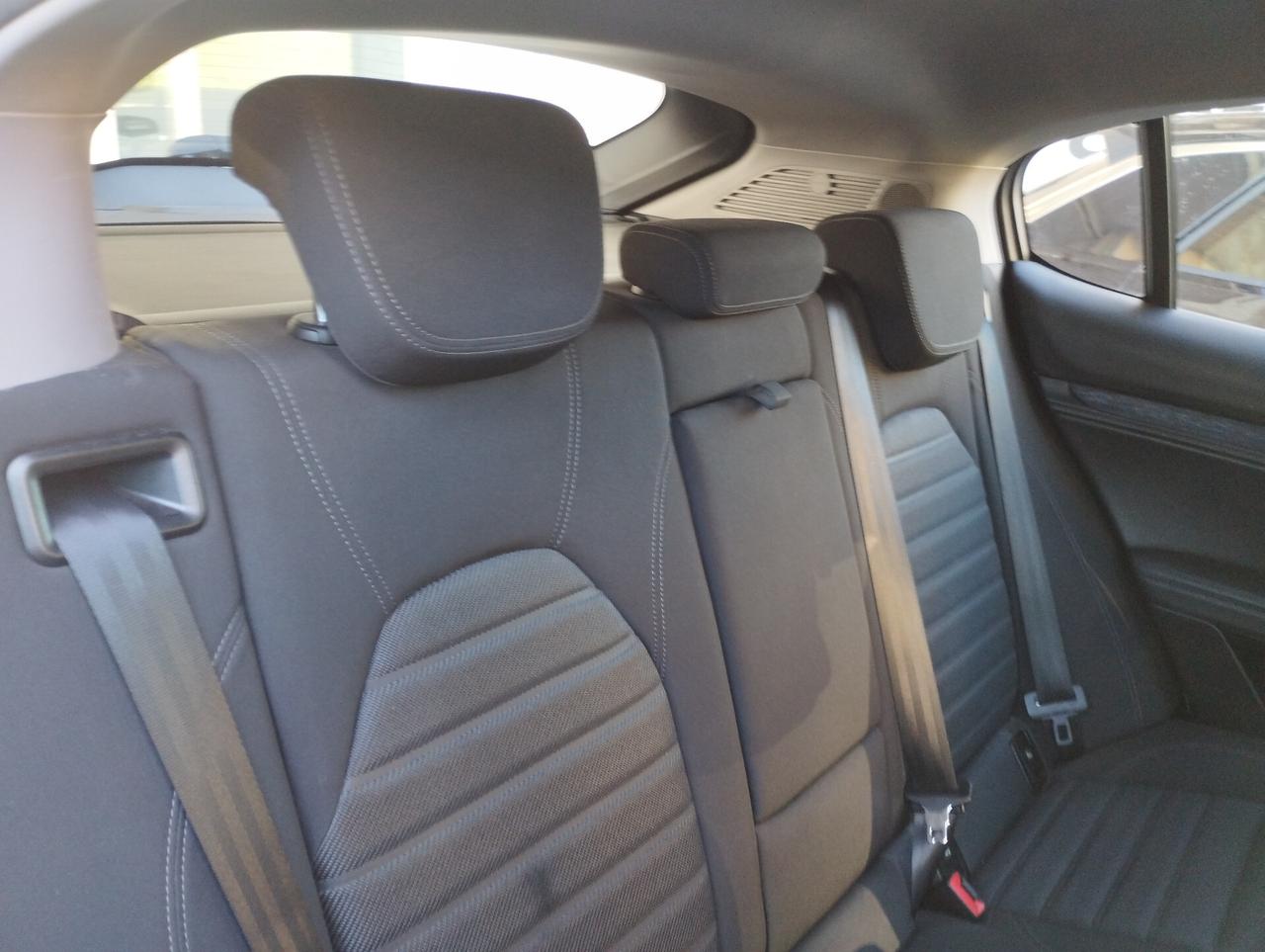 Alfa Romeo Stelvio 2.2 Turbodiesel 160 CV AT8 Business