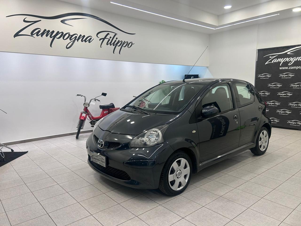 Toyota Aygo 1.0 AUTOMATICA 5 porte - 2008