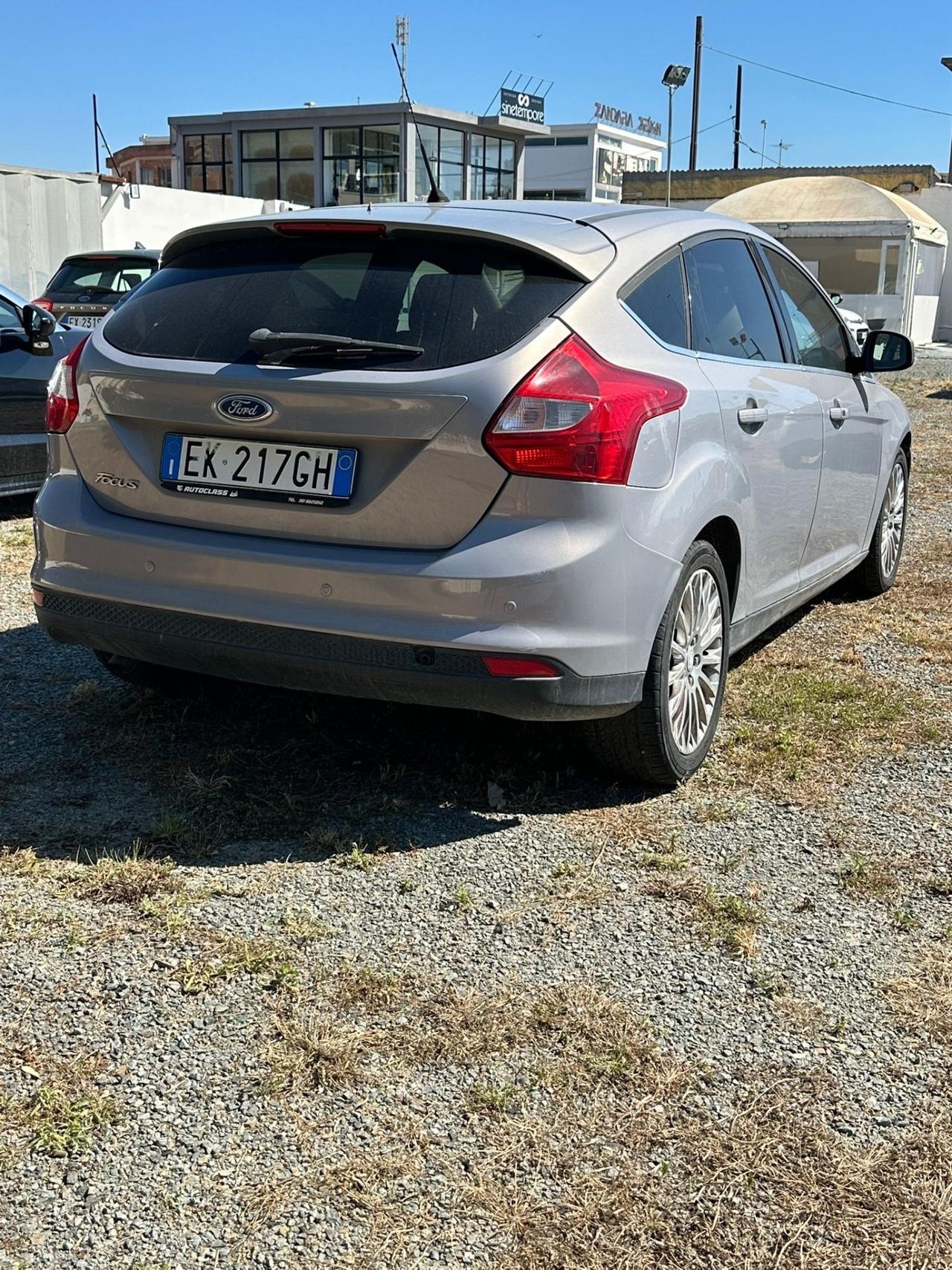 Ford Focus 2.0 TDCi 115 CV Powershift Titanium
