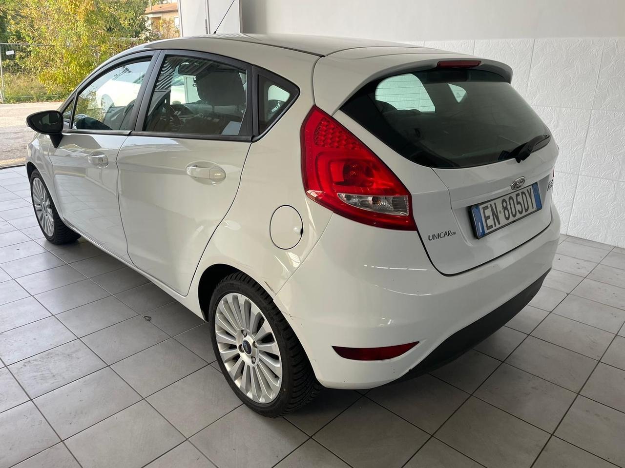 Ford Fiesta 1.4 5 porte Bz.- GPL Titanium