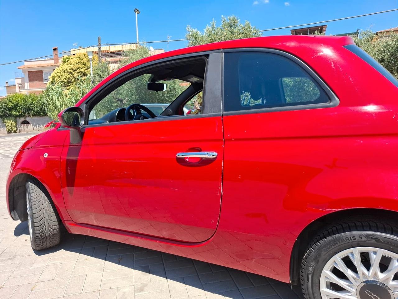 Fiat 500 1.0 Hybrid Dolcevita 67.000 KM Neopatentati