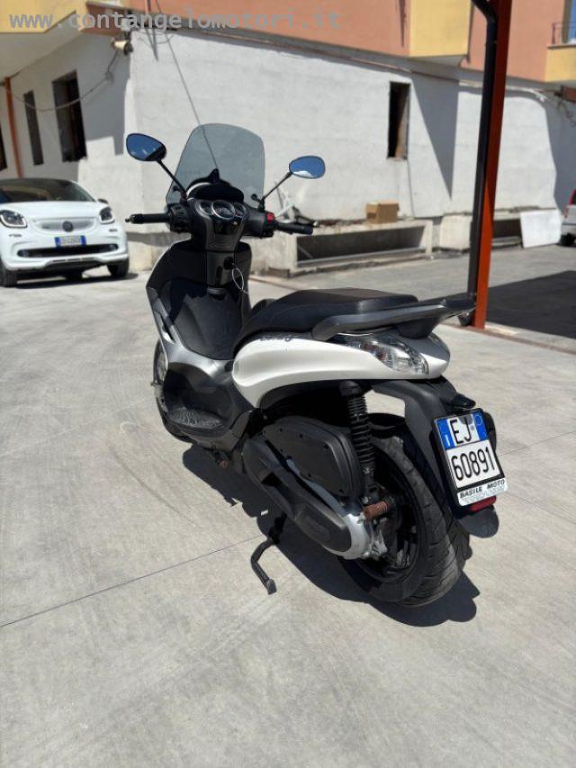 PIAGGIO Beverly 350 i.e. sport touring