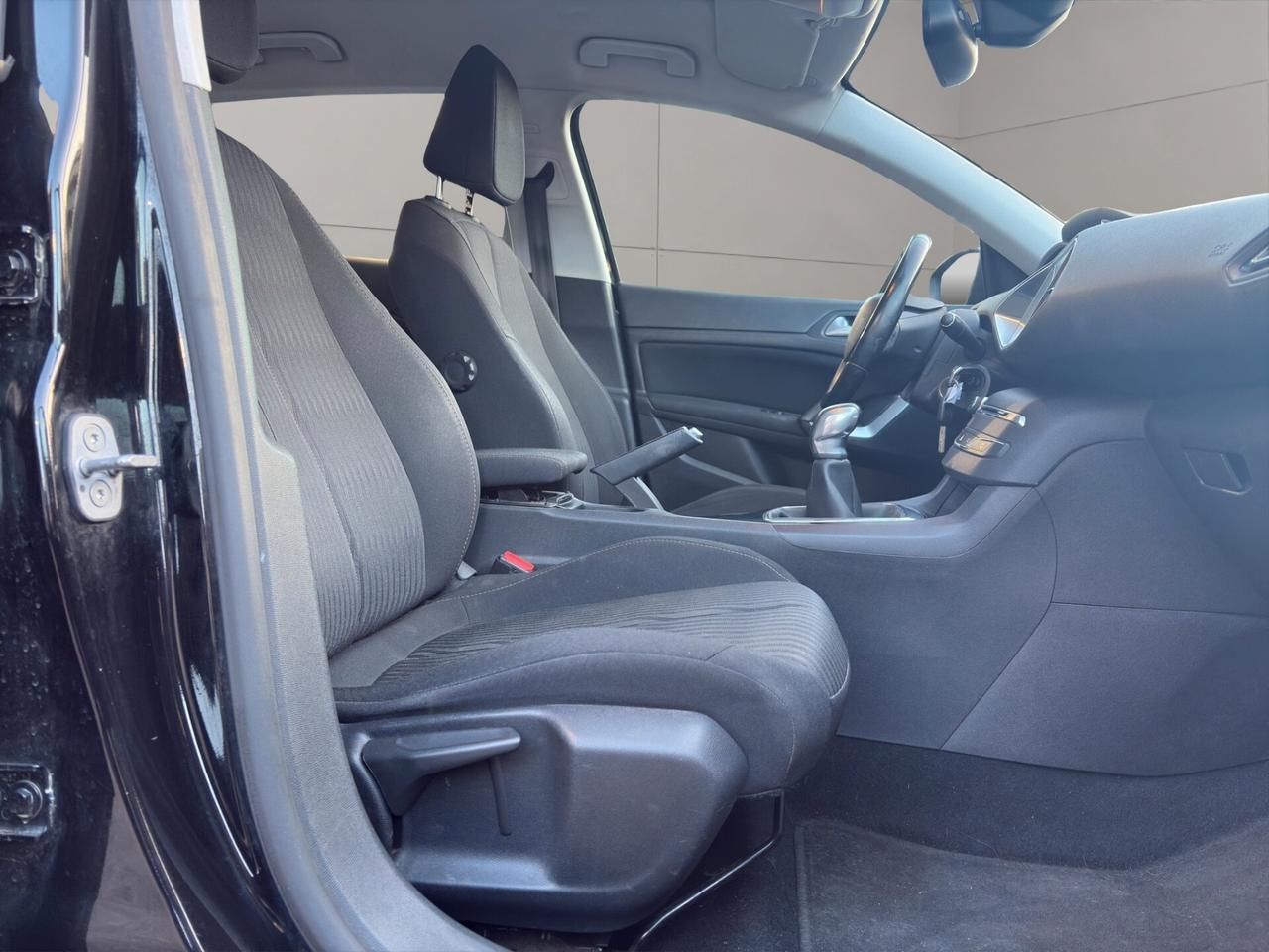 Peugeot 308 BlueHDi 100 S&S Active
