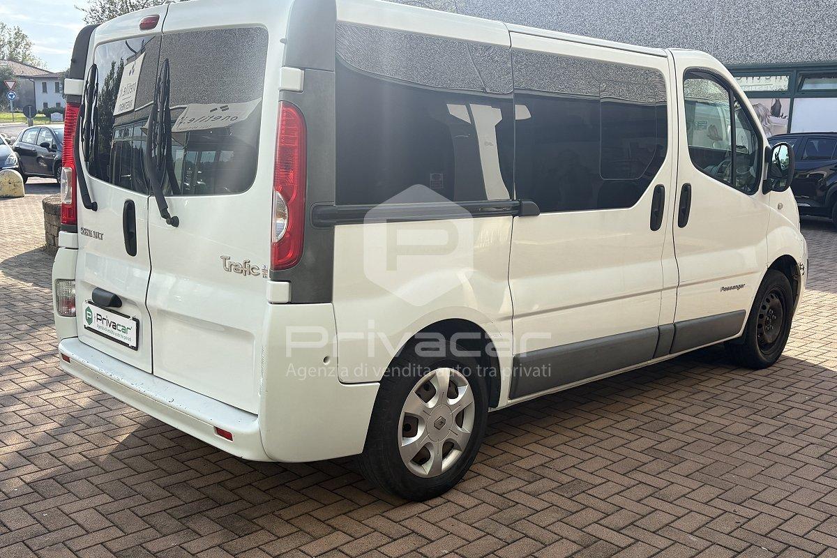 RENAULT Trafic T27 2.0 dCi/115 PC-TN Passenger Comfort DPF