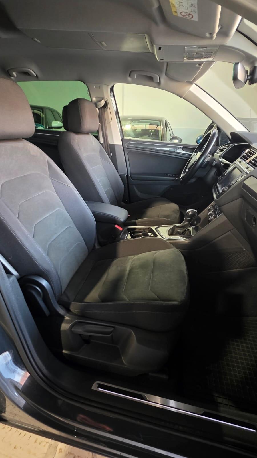 Volkswagen Tiguan 2.0 BiTDI SCR DSG 4MOTION Executive R-Line BMT