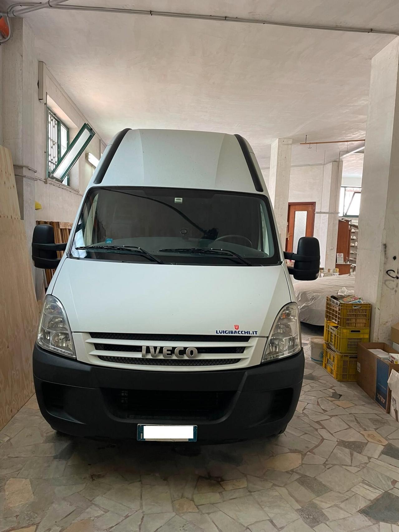 Iveco Daily 35C 3.0 Diesel UNIPROPRIETARIO