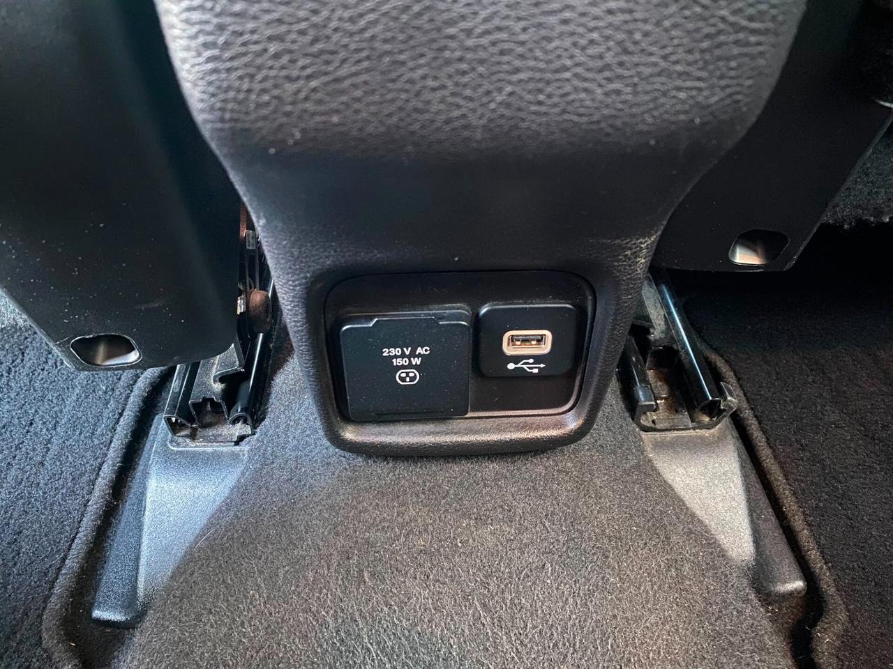 Jeep Compass 1.6 Multijet II 2WD Limited Bi-Color