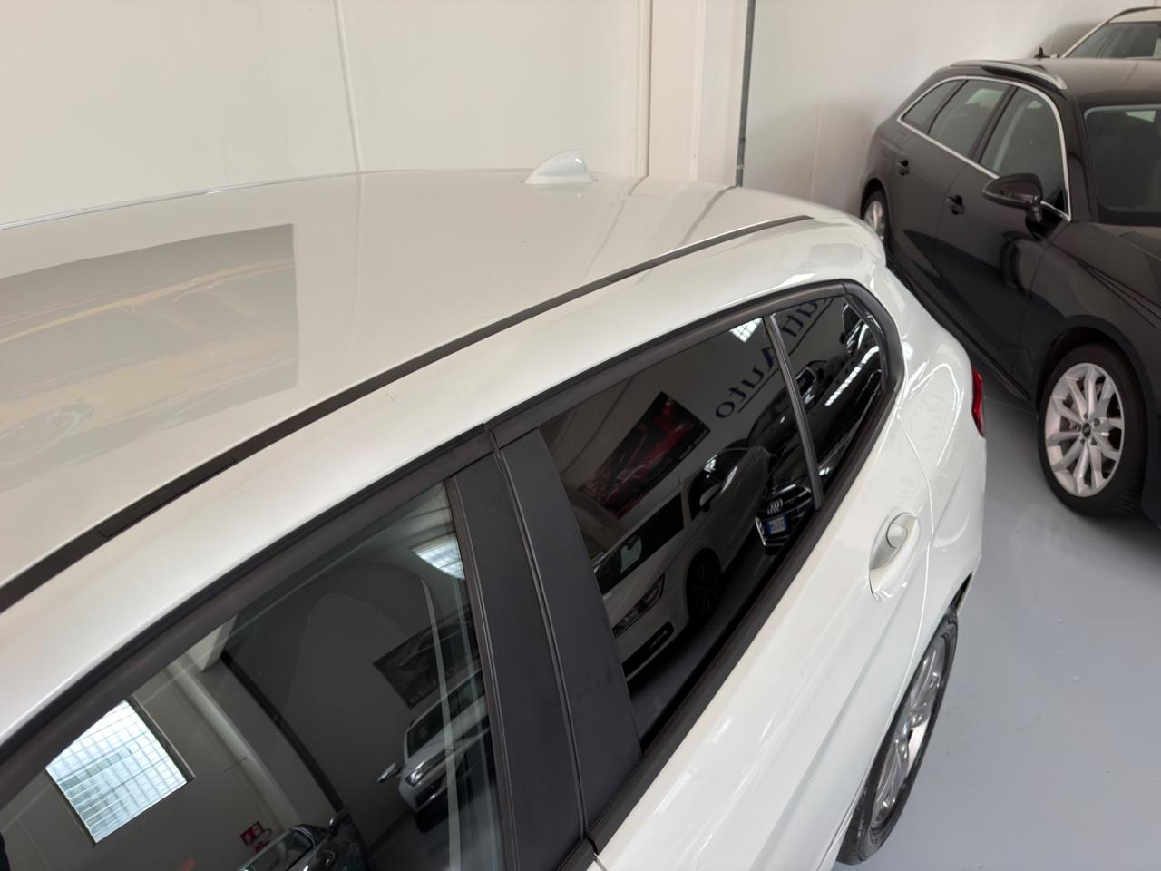 Bmw 118 118d 5p. Business Advantage auto 150cv
