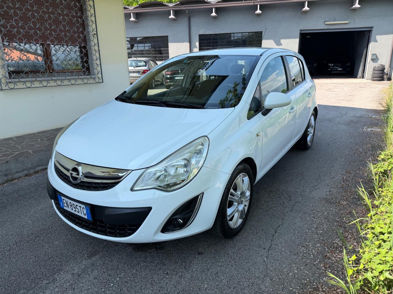 Opel Corsa 1.2 85CV 5 porte GPL-TECH Elective