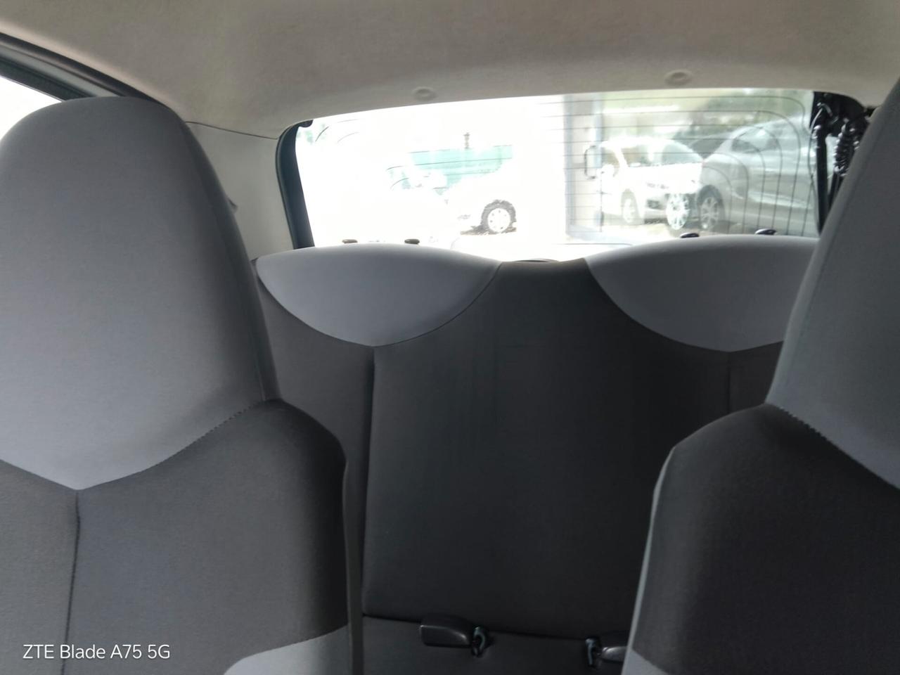 Peugeot 107 1.0 Benzina Neopatentati