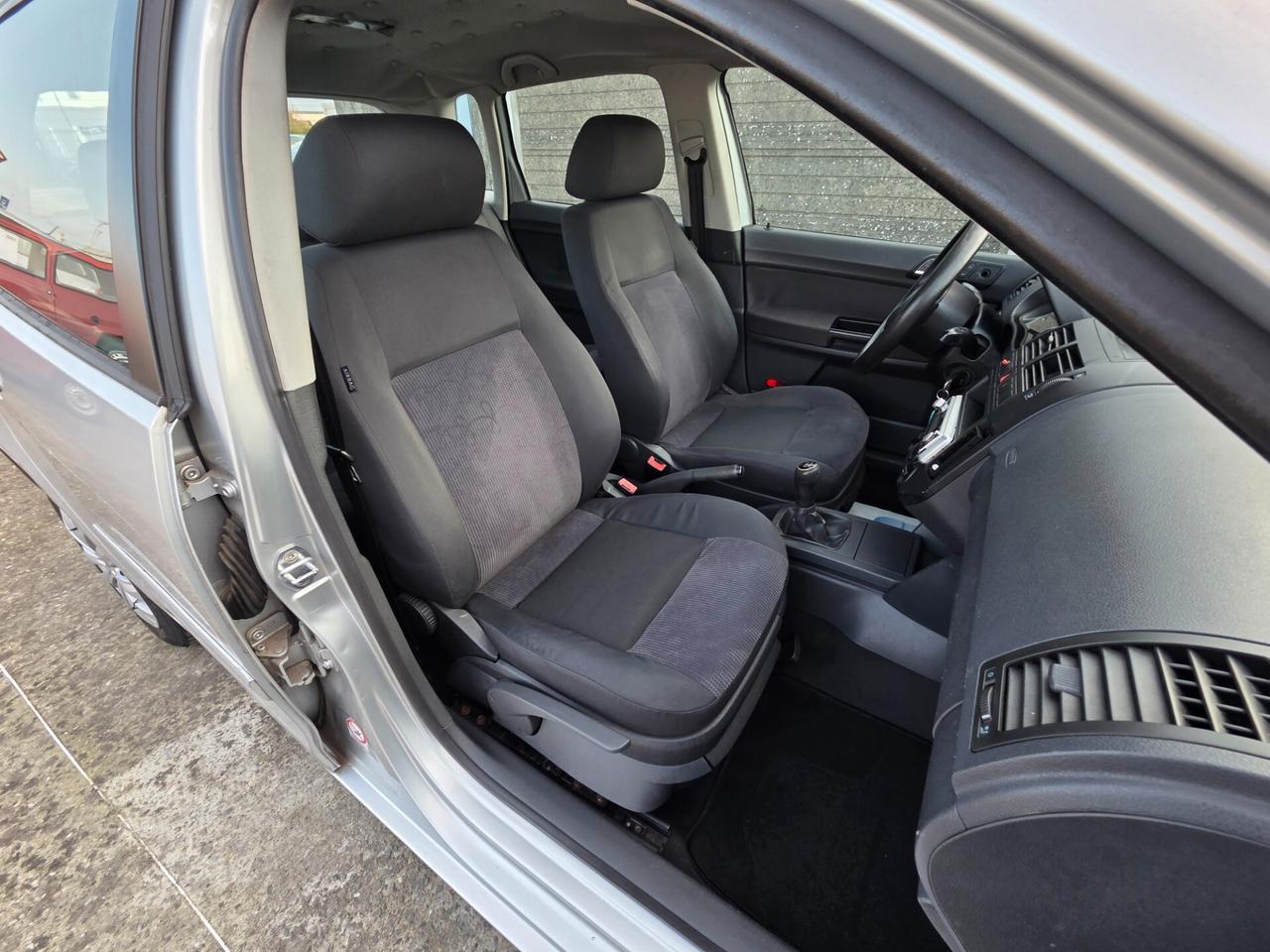 Volkswagen Polo 1.4/75CV 16V 5p. Comfortline