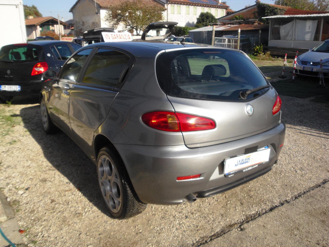 Alfa Romeo 147 1.9 JTD (120) 5 porte Progression