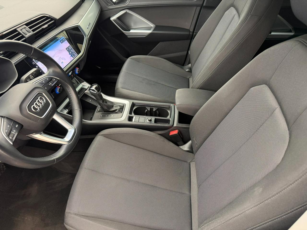 Audi Q3 35 TDI S tronic Business Advanced