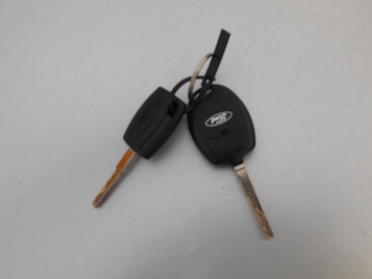 Ford Fiesta 1.4 5 porte Bz.- GPL Titanium ok Neopatentati