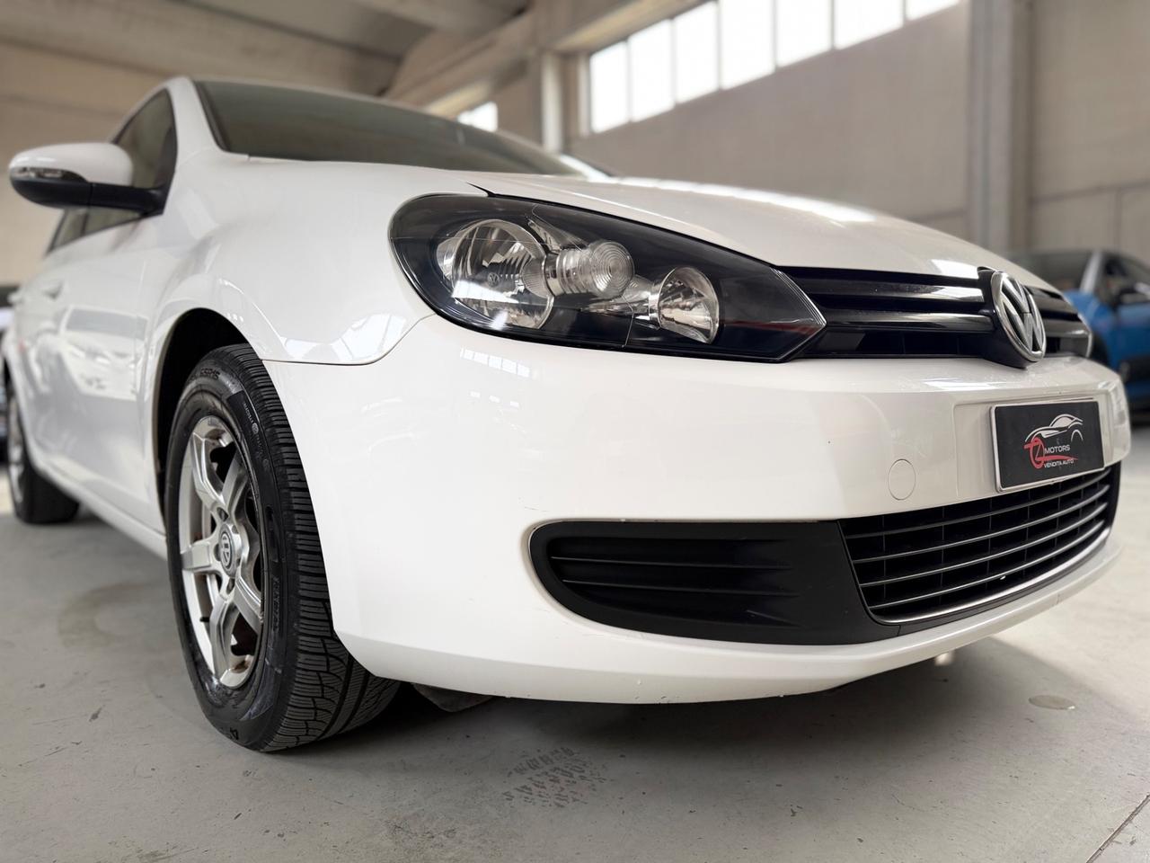 Volkswagen Golf 1.6 TDI DPF 5p. Comfortline Neopatentati