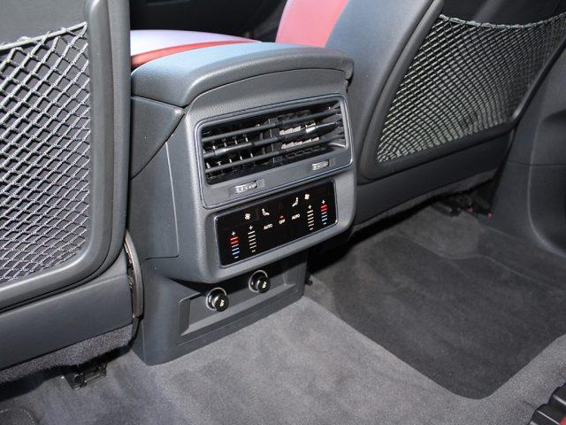 AUDI SQ8 TDI quattro tiptronic MHEV