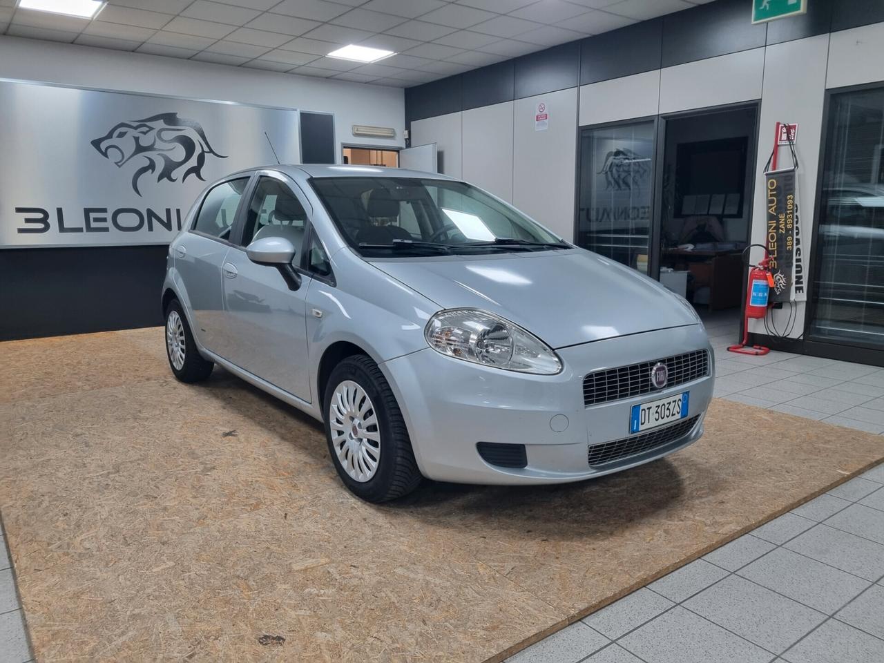 FIAT GRANDE PUNTO 1.2 BENZINA 65CV 5p.