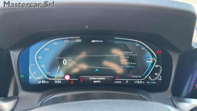 BMW 320 320e Sport Touring auto TG : GG205WT