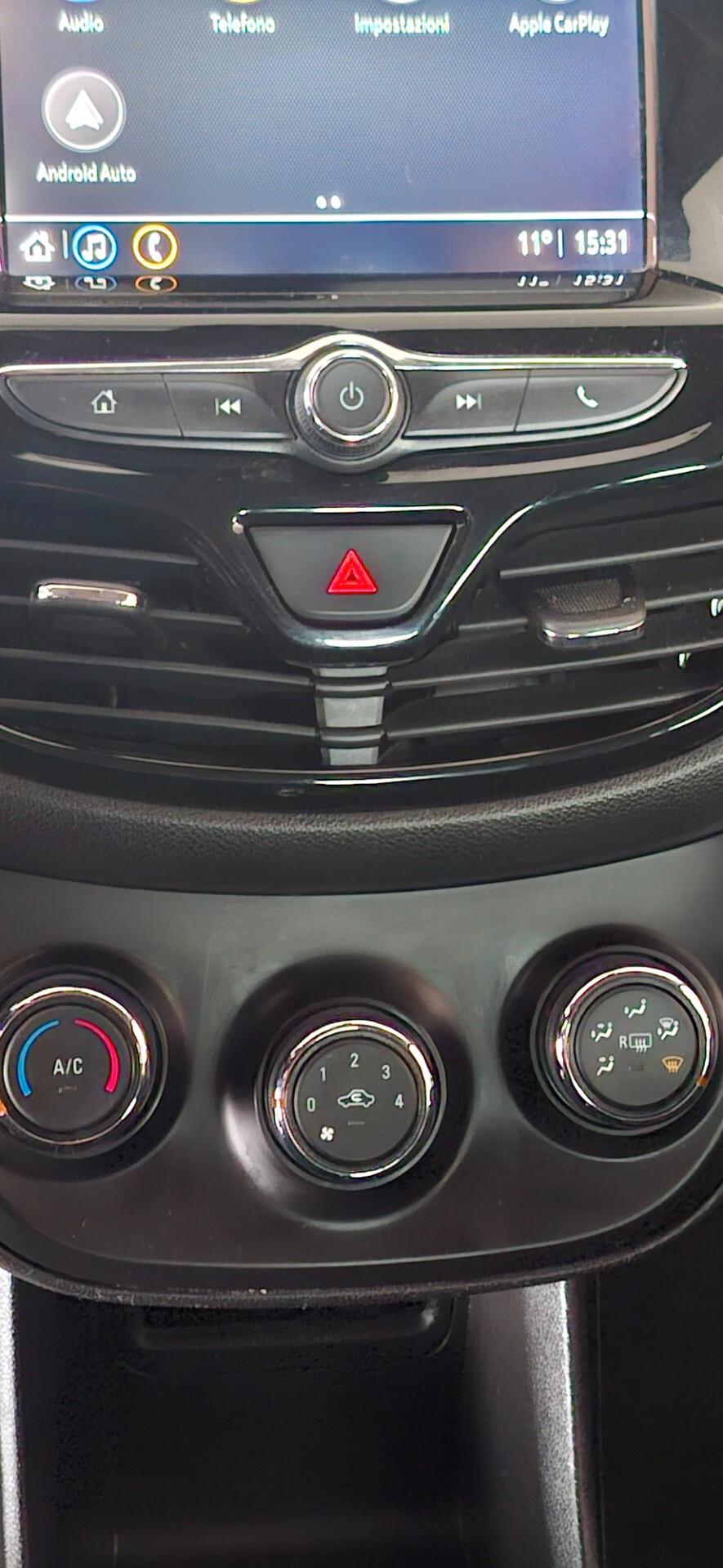 Opel Karl Rocks 1.0 73 CV