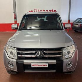 Mitsubishi Pajero 3.2 DI-D 16V aut. 3p. Instyle DPF