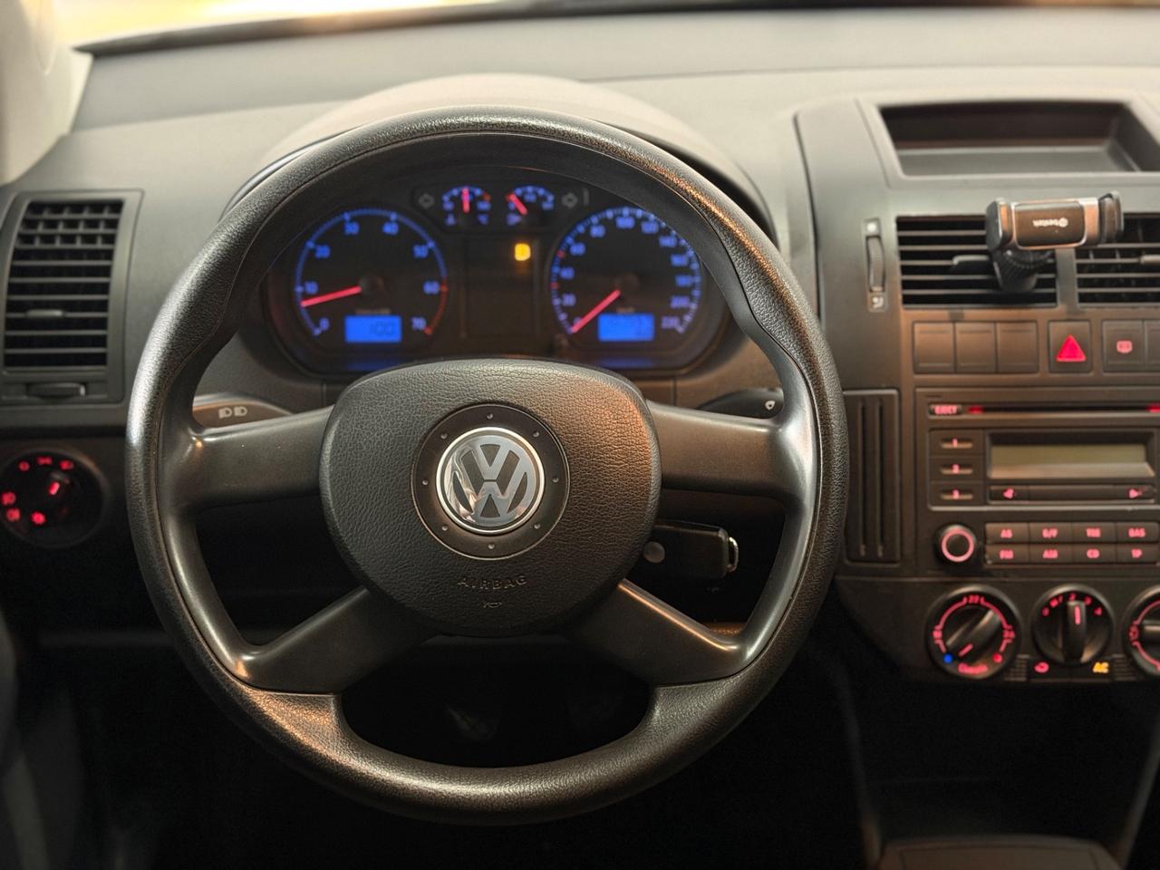 Volkswagen Polo 1.4/75CV 16V 5p. Sportline