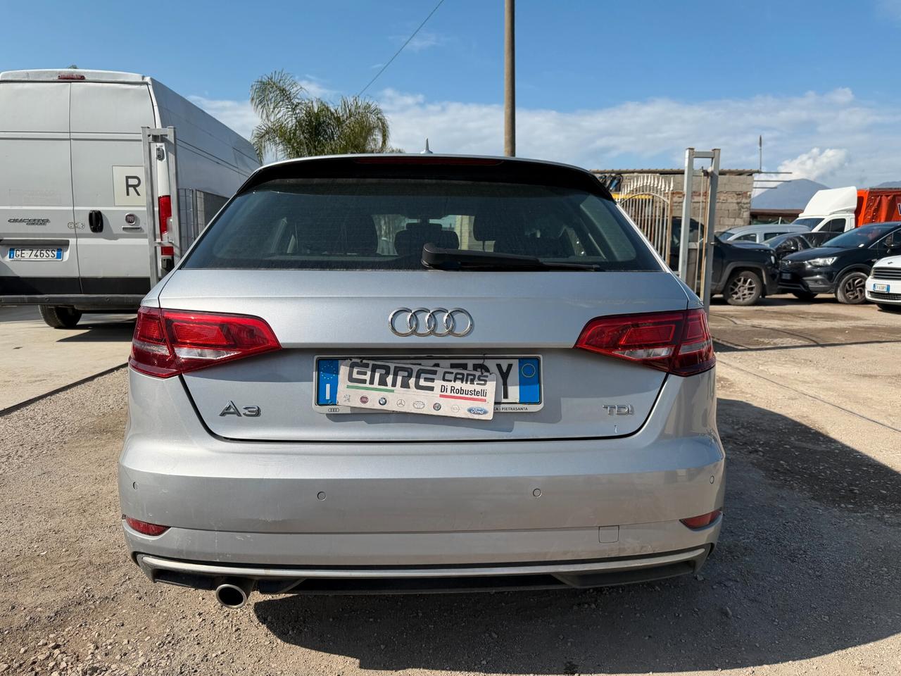 AUDI A3 2017 1.6 DIESEL 116 CV *SINISTRATA
