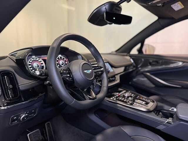 Aston Martin DBX DBX707