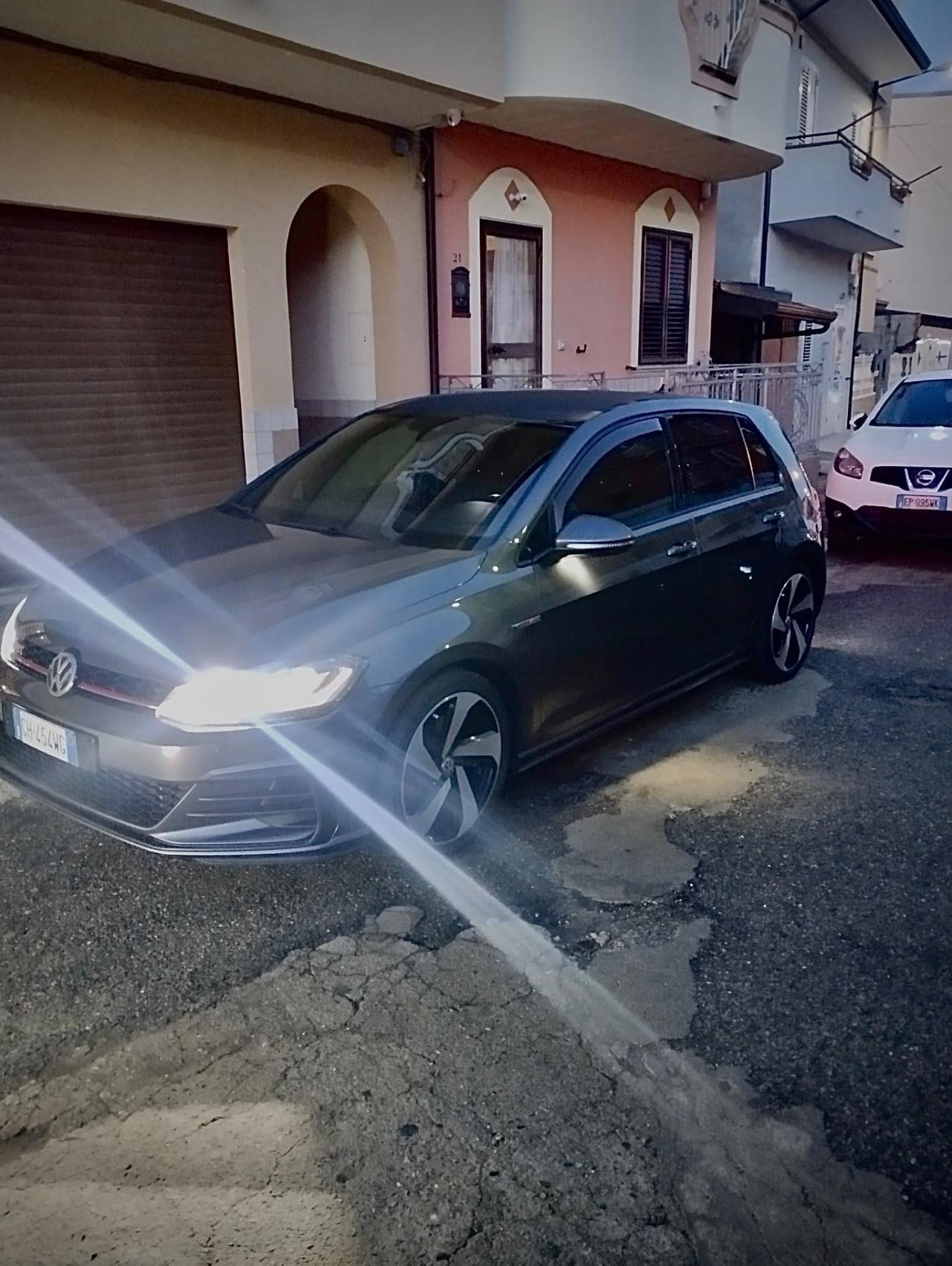 Volkswagen Golf GTI Performance 2.0 TSI DSG 5p. BlueMotion Technology