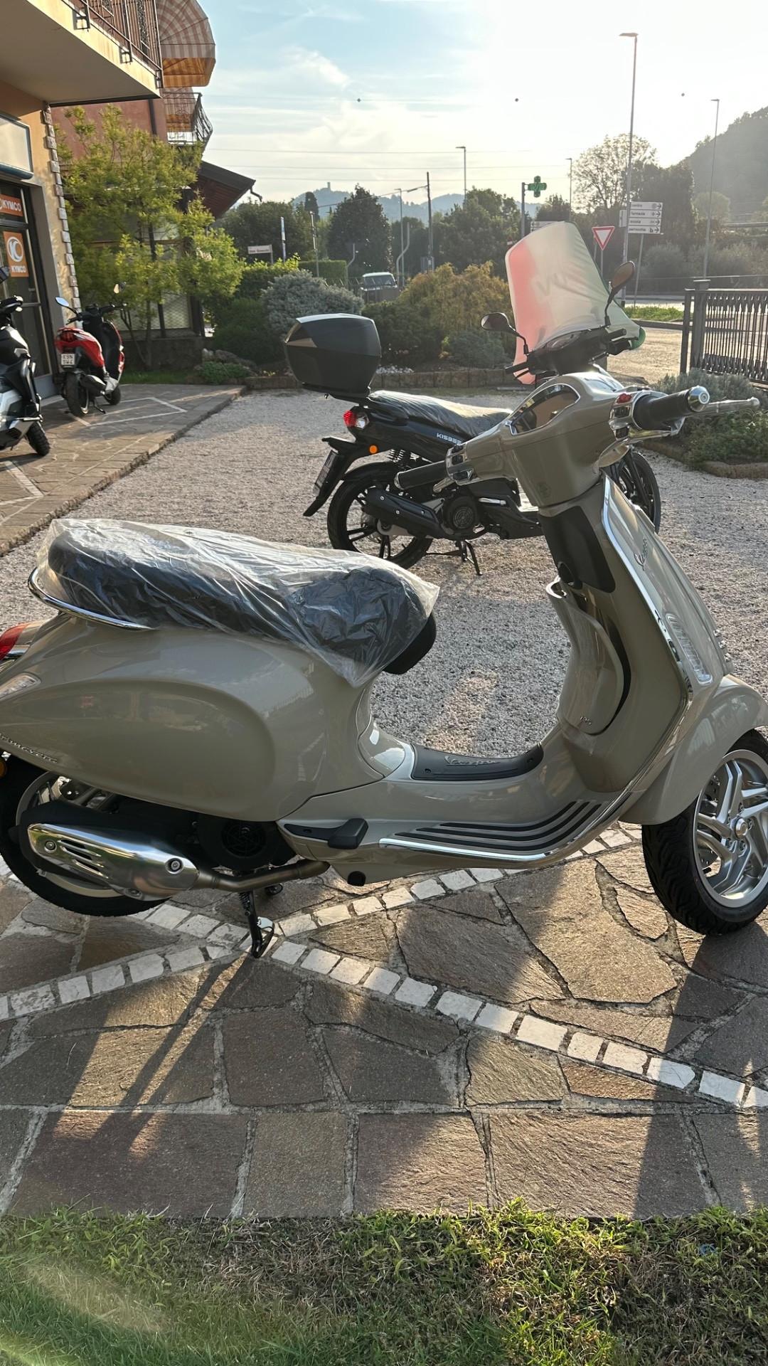 Vespa 125 Primavera 2026