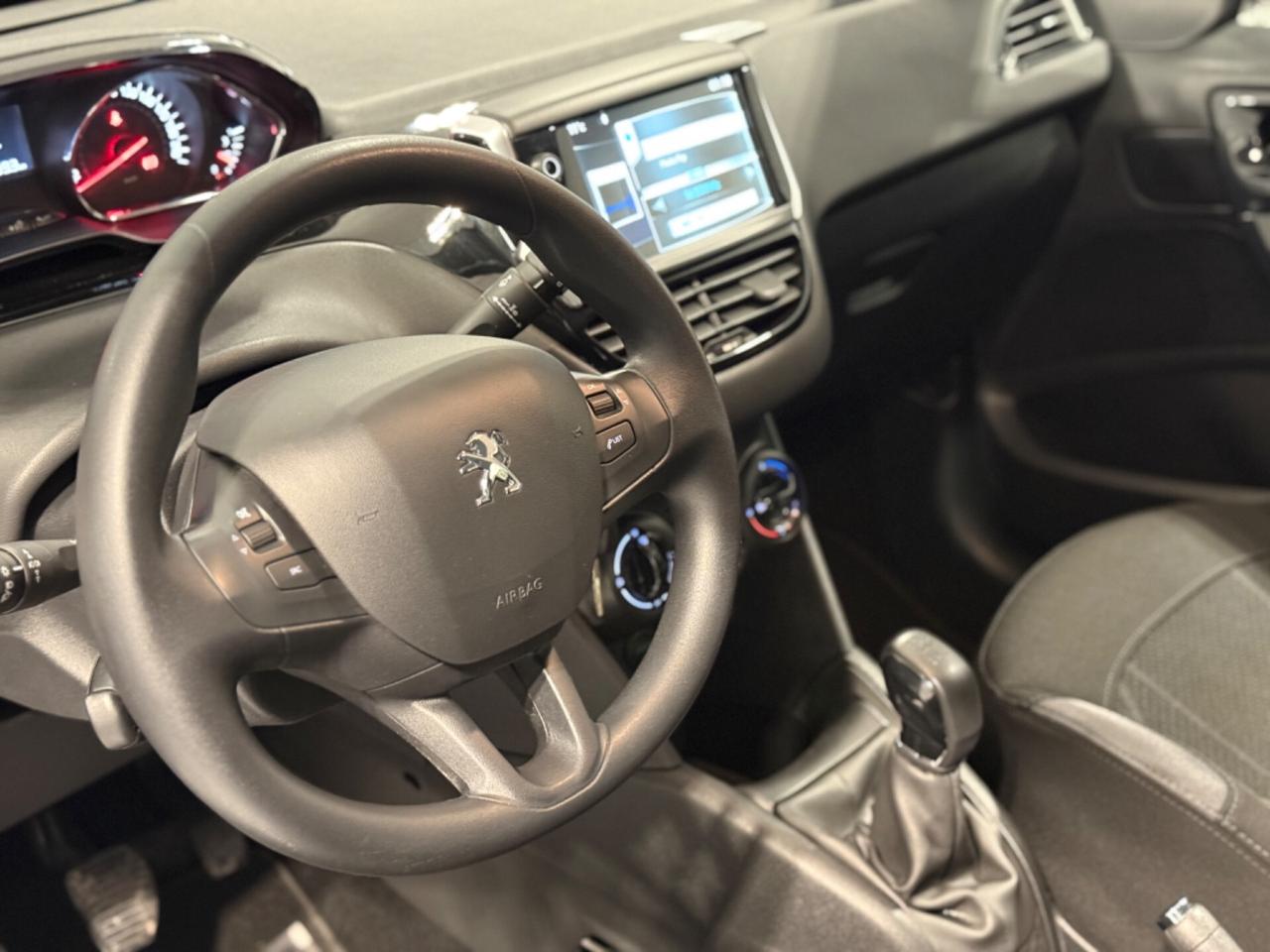 Peugeot 208 1.2 VTi 82 CV 5 porte Access