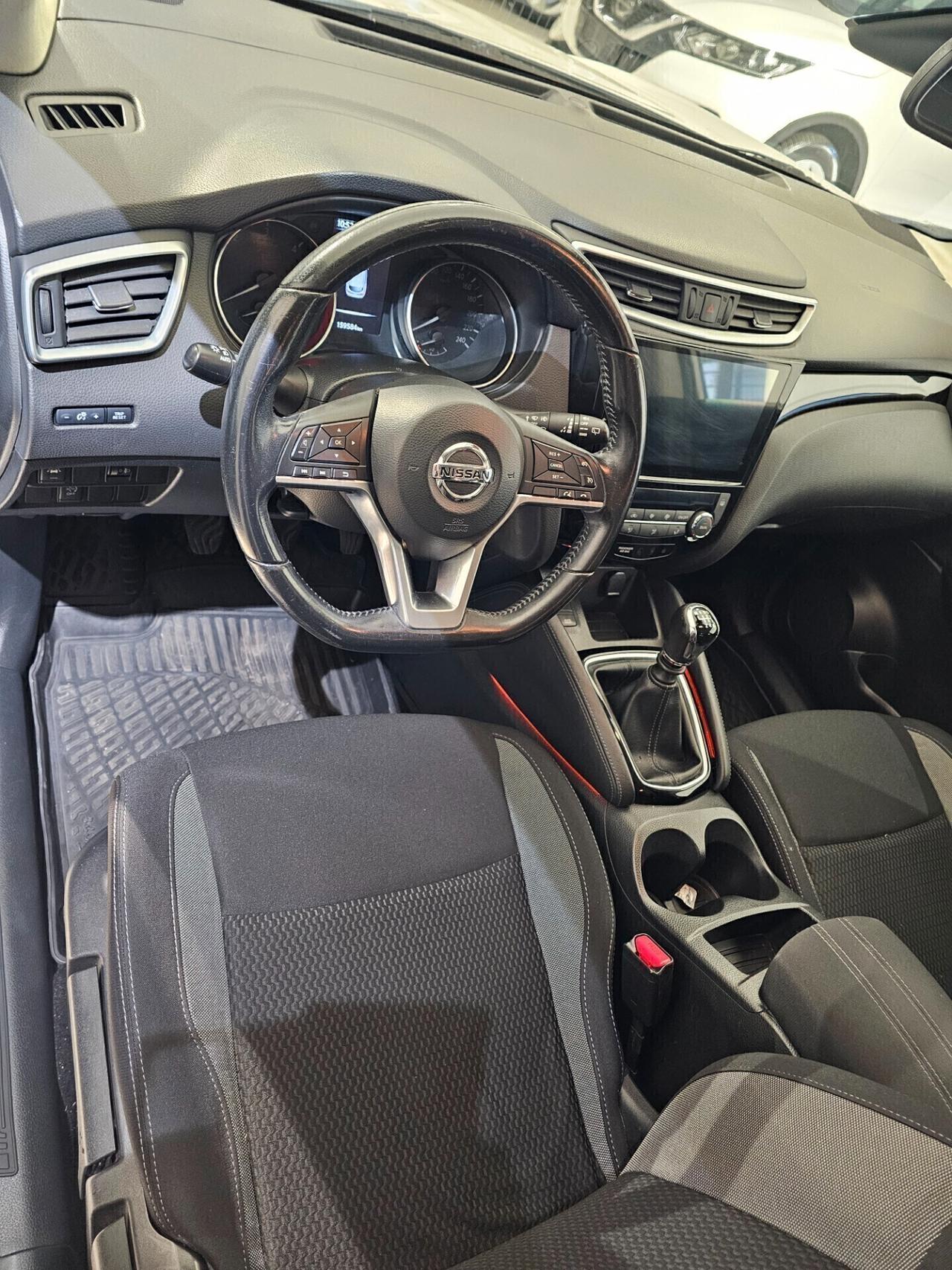 Nissan Qashqai 1.5 dCi N-Connecta