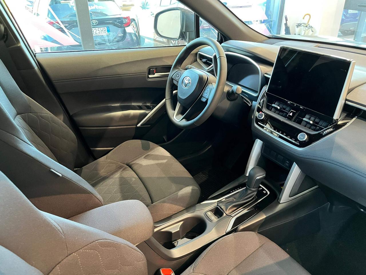 Toyota Corolla Cross 2.0h Trend fwd 197cv e-cvt