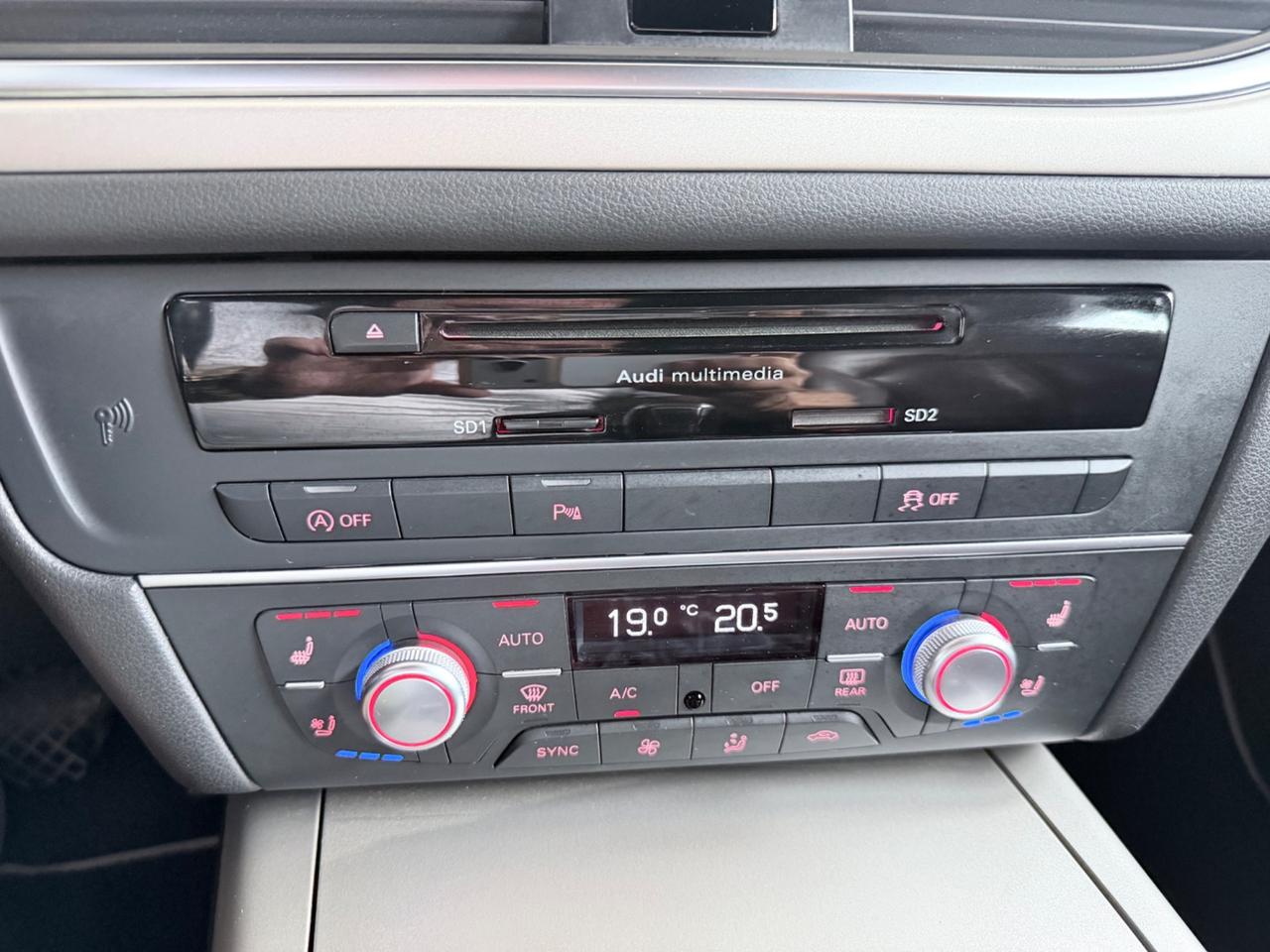 Audi A6 Avant 3.0TDI 218CV quattro S tronic Business Plus
