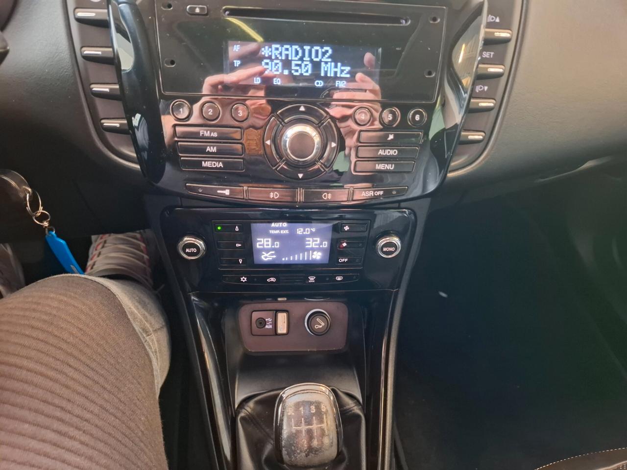 Lancia Delta 1.6 MJT DPF Gold