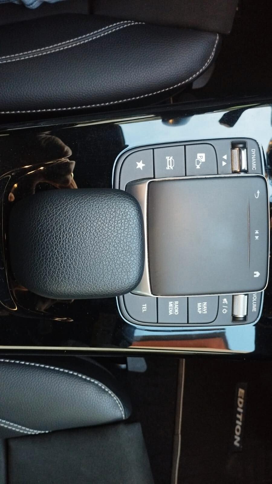 Mercedes-benz A 180 d Edition AMG line