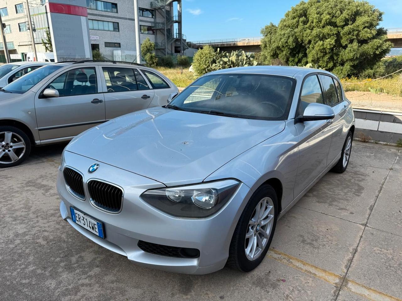 Bmw 116 116d 5p. Urban