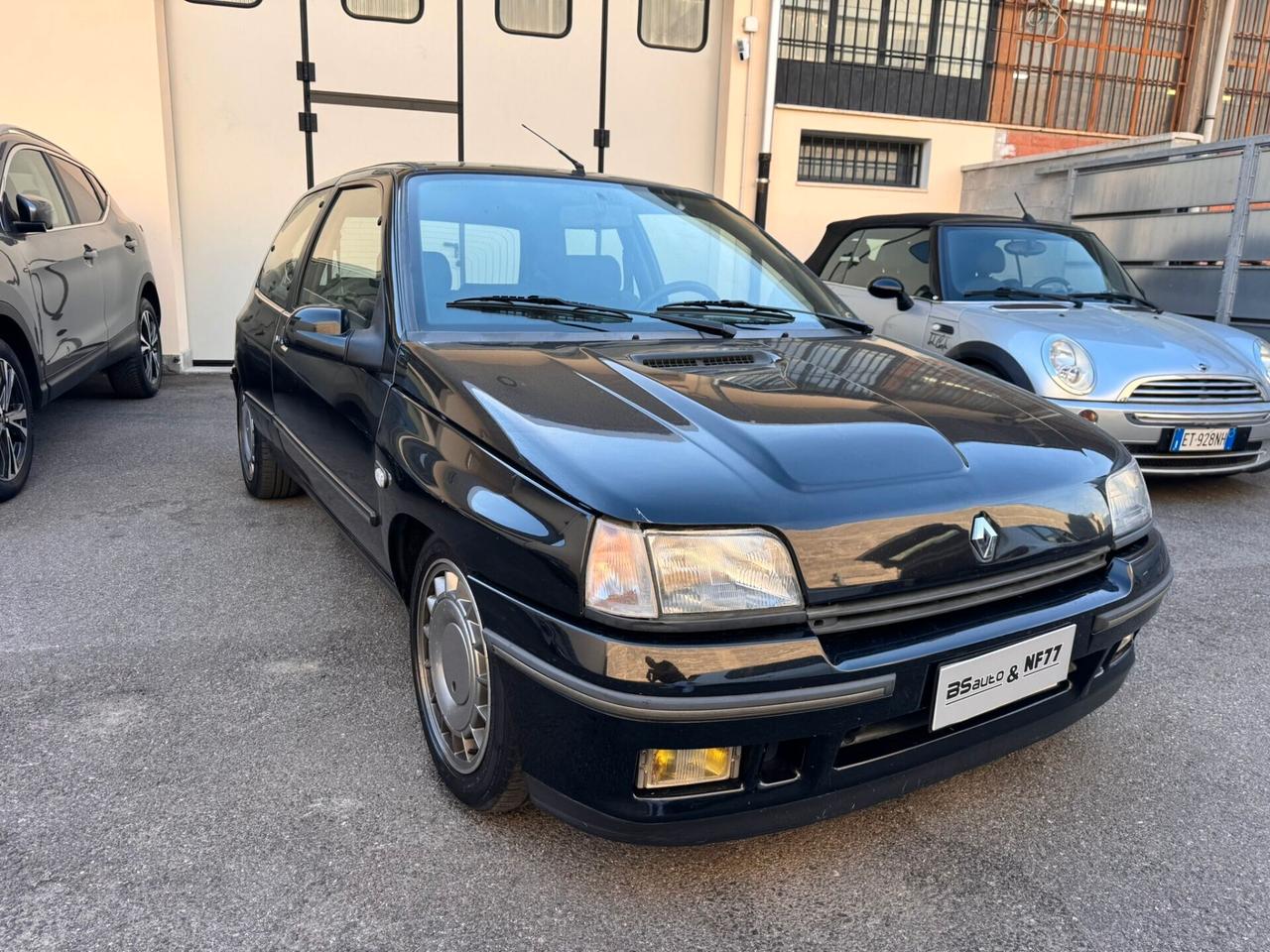 Renault Clio 1.8i 16V cat
