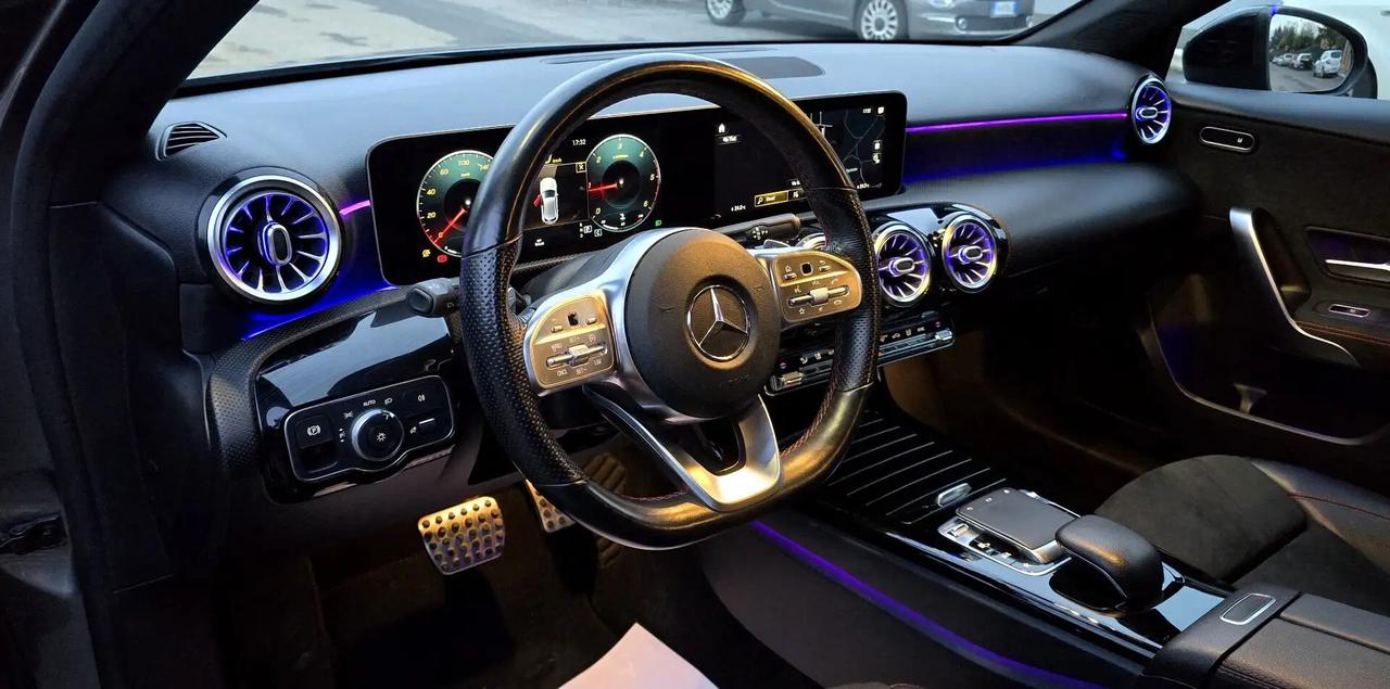 Mercedes-benz A 180 d Premium AMG 116cv Auto Night Edition