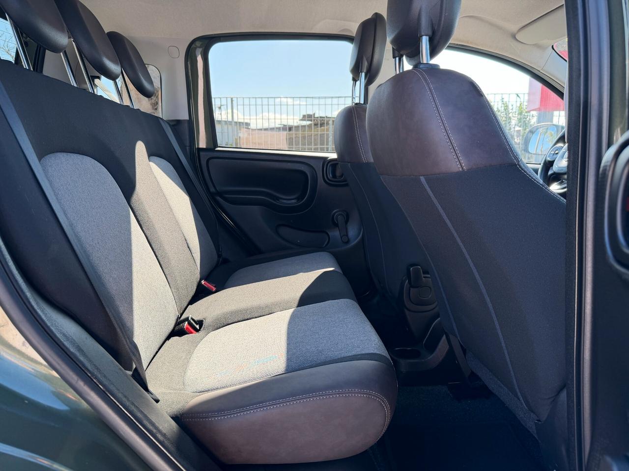 FIAT PANDA CROSS 4x4 2020 900 BENZINA 85 CV