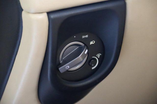ASTON MARTIN DB9 Volante Touchtronic