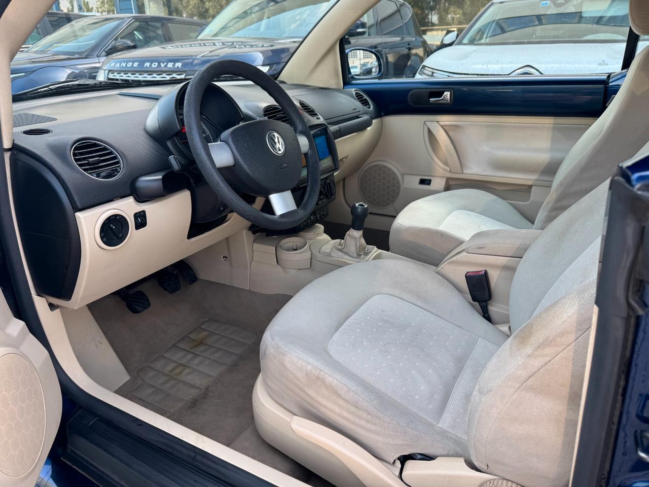 Volkswagen New Beetle 1.6 Cabrio