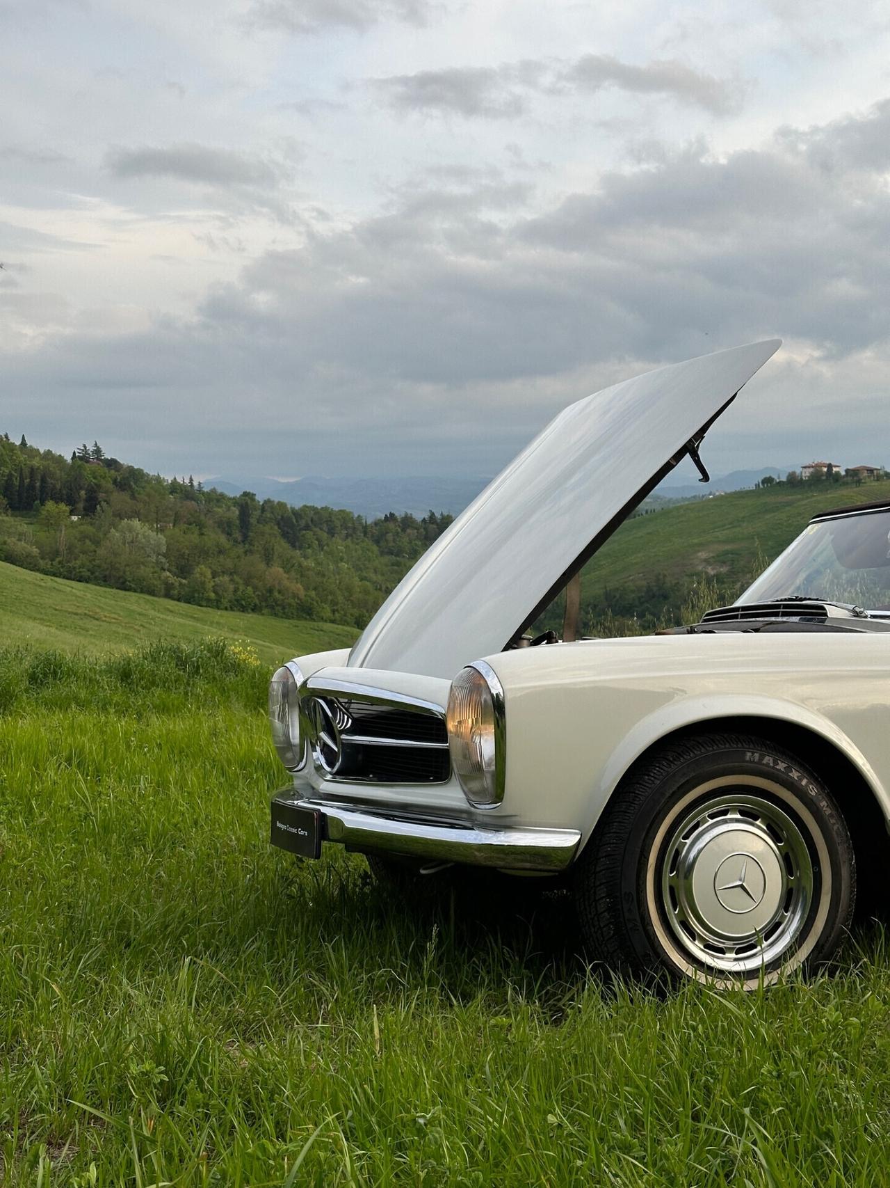 Mercedes-benz SL 230 “Pagoda”