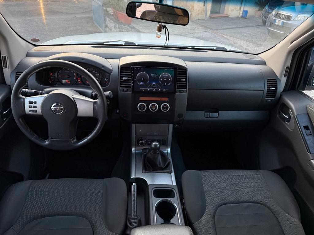 Nissan Navara 2.5 dCi 190CV 4 porte Double Cab XE